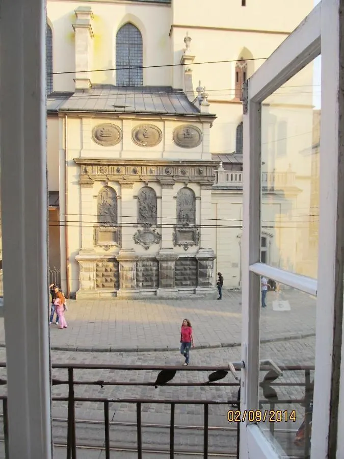 Apartment On Katedralna Leopoli