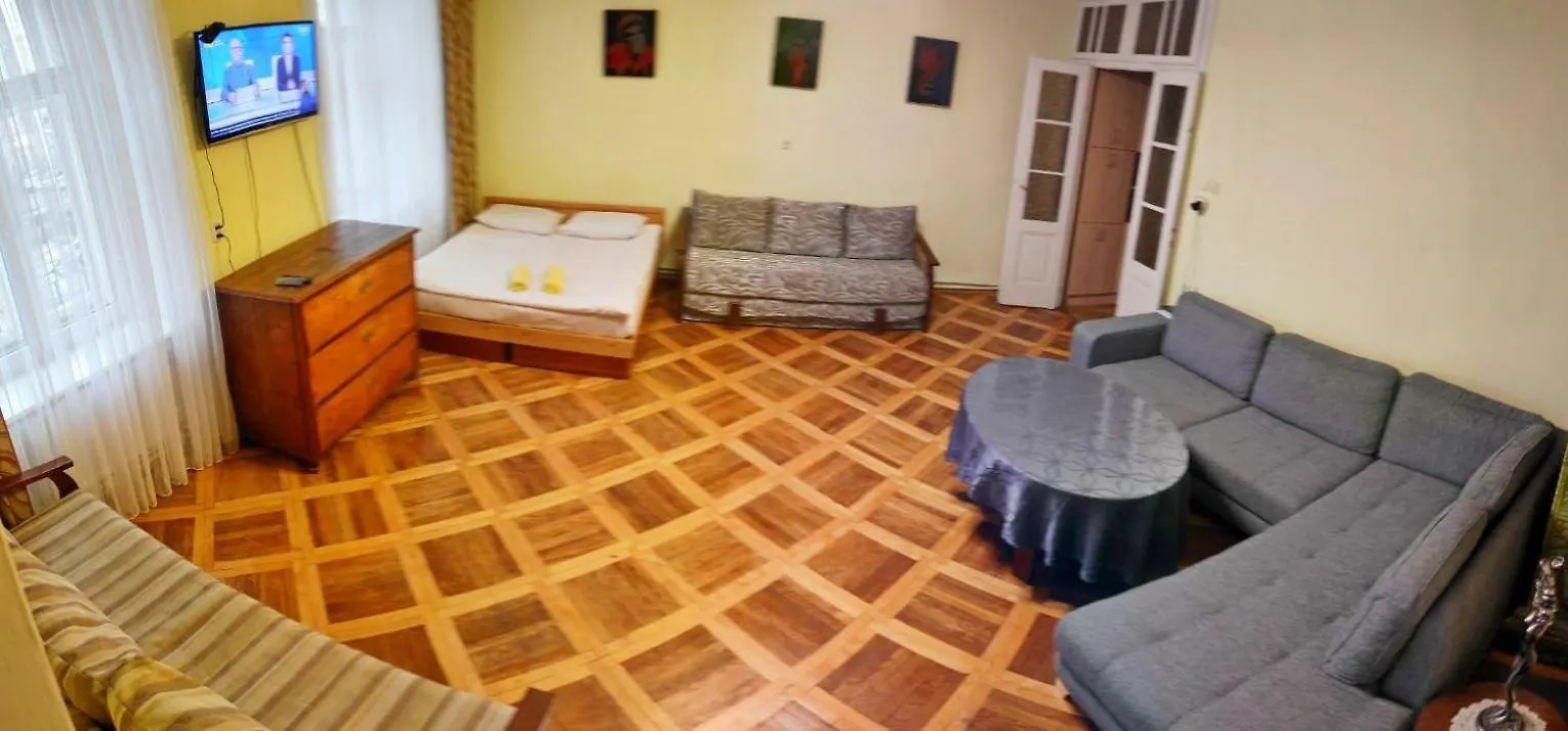 Apartment On Katedralna Leopoli